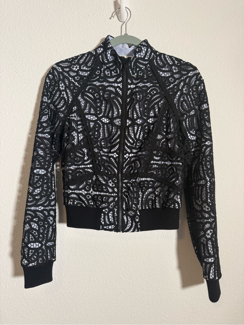 A.L.C. Black‎ Lace Bomber Jacket Cropped Zip Front Designer Statement Jacket 2